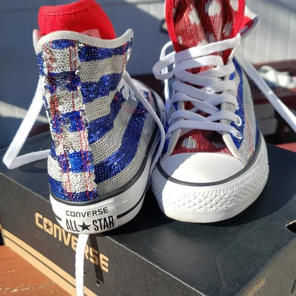 Women's converse chuck Taylor patriotic sequin sneakers . Size 6 - Picture 6 of 8